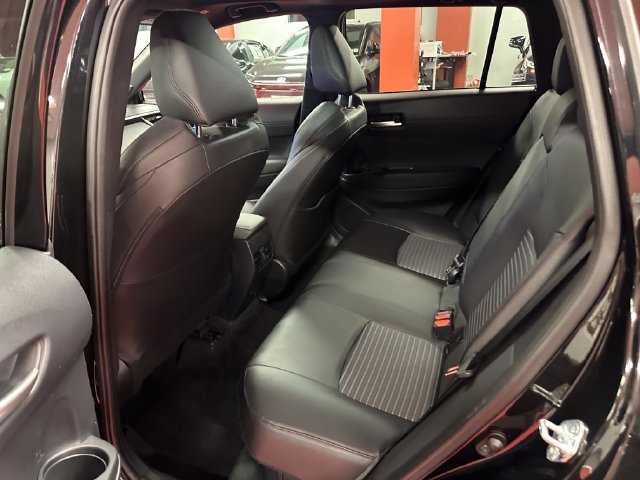 Certified 2024 Toyota Corolla Cross AWD Hybrid w/ Convenience Package image 13
