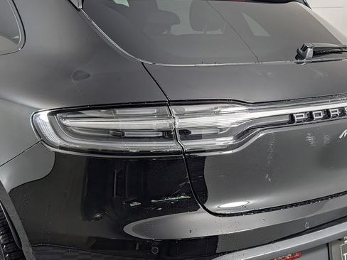 New 2026 Porsche Macan AWD/4WD image 16
