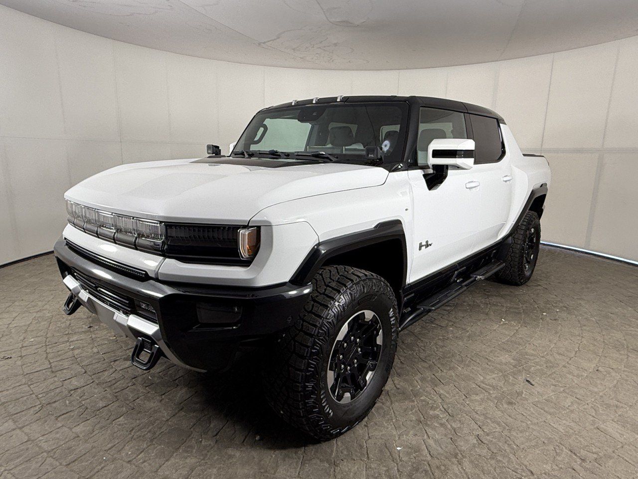 Used 2022 GMC Hummer EV Edition 1 w/ LPO, Illumination Package AWD/4WD image 4