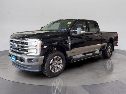 Used 2026 Ford F250 King Ranch w/ FX4 Off-Road Package AWD/4WD image 1