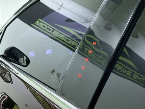 Used 2017 Ford Fusion Titanium image 14