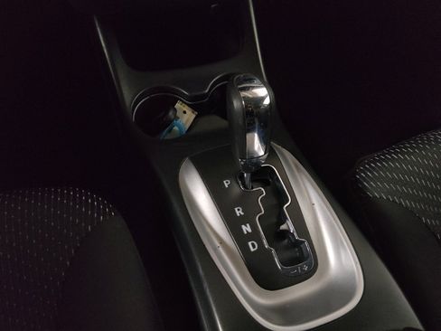 Used 2018 Dodge Journey SE image 26