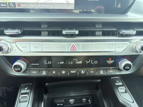Used 2025 Kia Telluride S AWD/4WD image 19