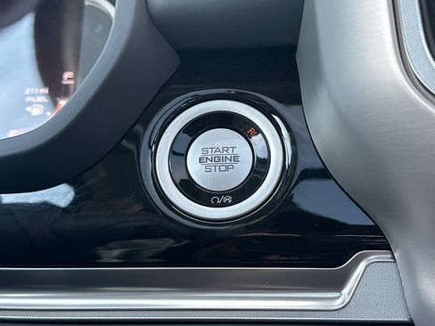 Used 2025 RAM 1500 Tungsten image 21