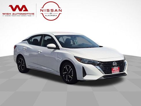 Certified 2024 Nissan Sentra SV FWD image 3