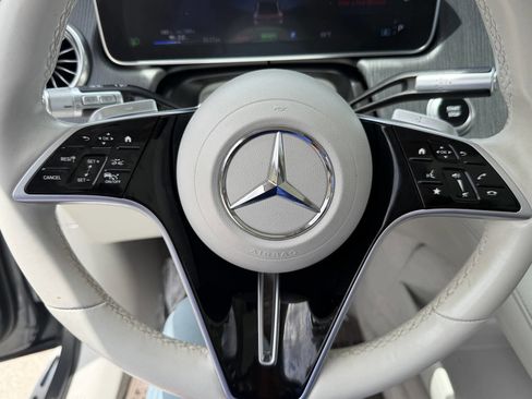 Used 2023 Mercedes-Benz EQS 450+ SUV image 24