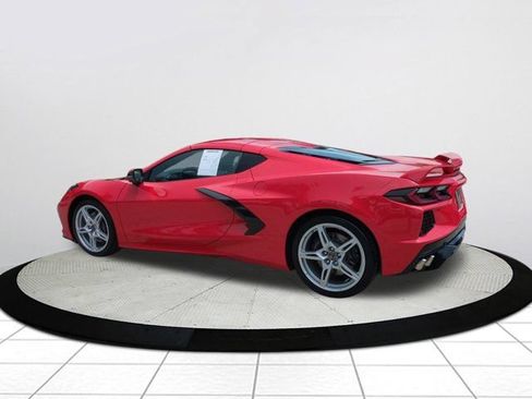Used 2021 Chevrolet Corvette Stingray Preferred Cpe w/ Z51 Performance Package RWD image 5