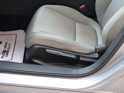Used 2019 Honda Accord LX image 24