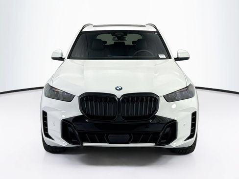 New 2026 BMW X5 sDrive40i w/ M Sport Package RWD image 2