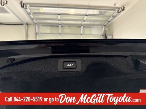 Used 2017 Lexus ES 350 w/ Luxury Package image 12