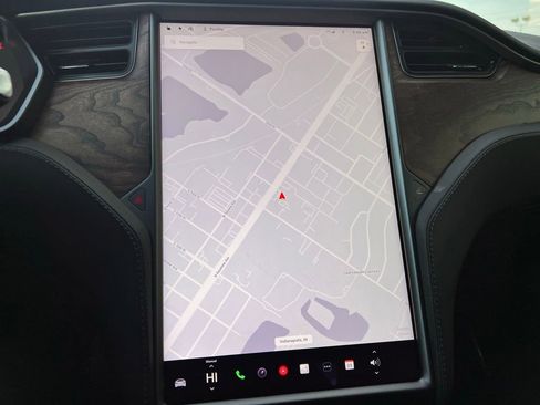 Used 2019 Tesla Model S Long Range image 39