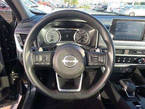 Used 2024 Nissan Rogue S image 16