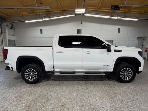 Used 2023 GMC Sierra 1500 AT4 AWD/4WD image 5