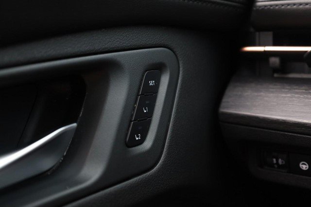 Certified 2023 Nissan Ariya FWD image 18