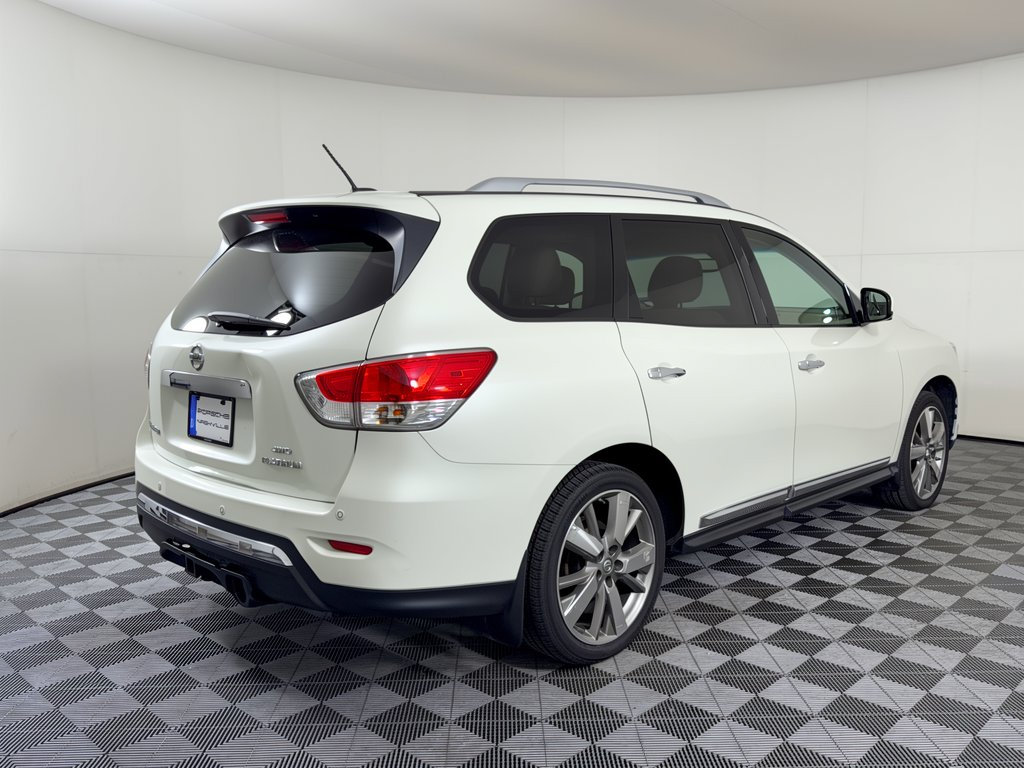 Used 2015 Nissan Pathfinder Platinum FWD image 10