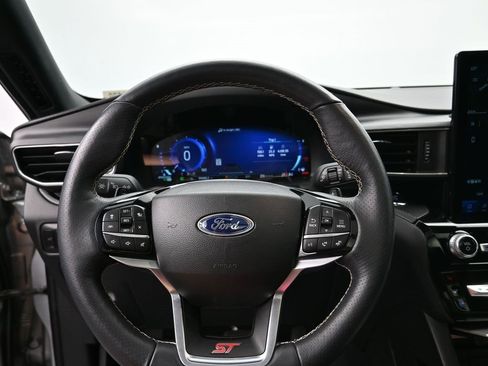 Used 2023 Ford Explorer ST w/ Equipment Group 401A image 13