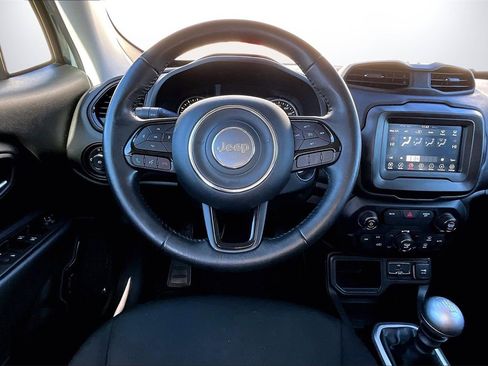 Certified 2018 Jeep Renegade Altitude image 11