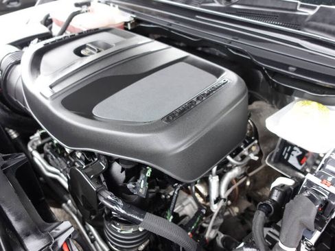 Used 2025 RAM 1500 Laramie w/ Sport Appearance Package AWD/4WD image 61