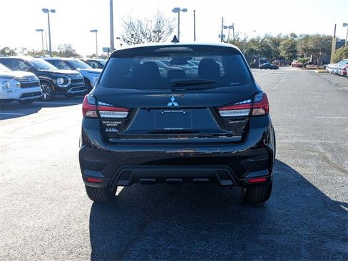 Used 2026 Mitsubishi Outlander Sport LE image 7