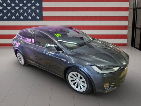 Used 2018 Tesla Model X 100D image 27