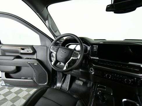 New 2026 Chevrolet Silverado 1500 LT Trail Boss w/ Convenience Package II image 19