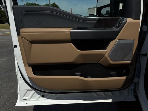 Used 2023 Ford F450 Lariat w/ Tow Technology Package AWD/4WD image 17