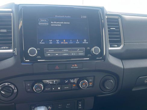 Used 2023 Nissan Frontier SV w/ SV Convenience Package image 14