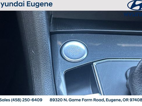 Used 2018 Volkswagen Tiguan SE FWD image 29