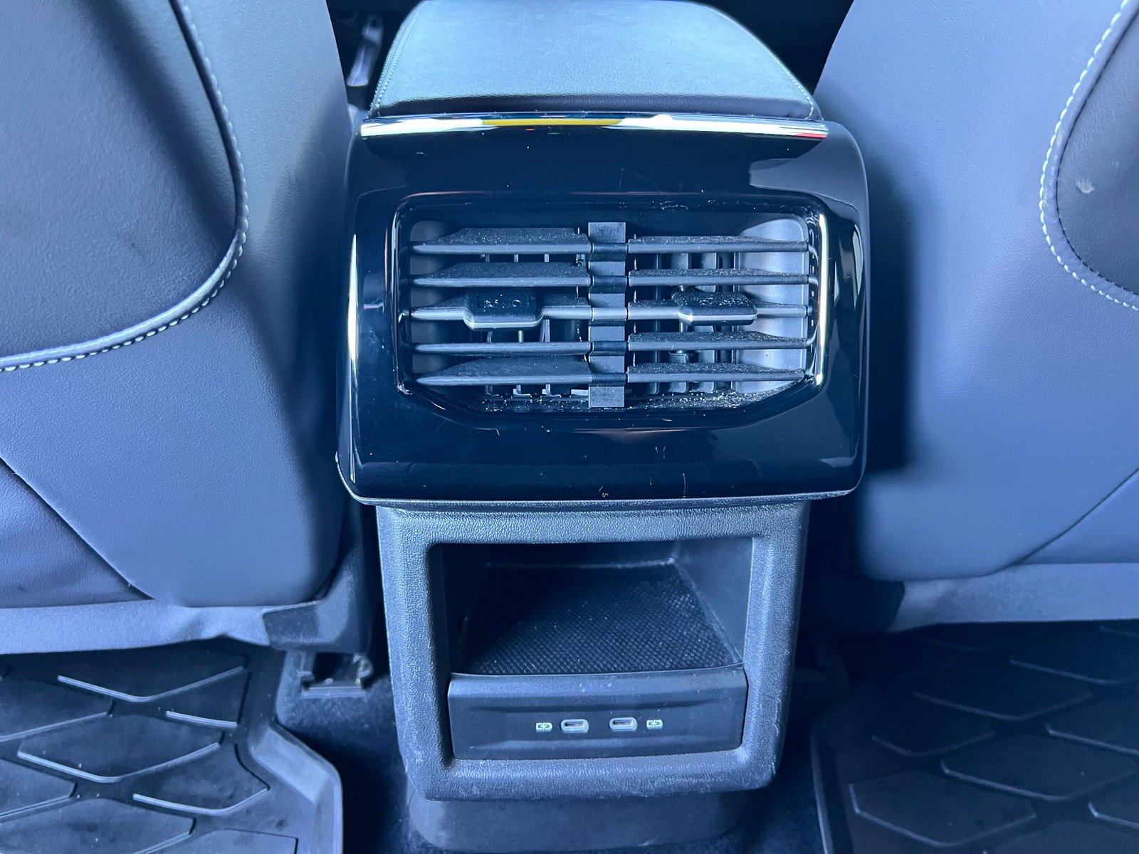 Used 2024 Volkswagen ID.4 2WD image 52