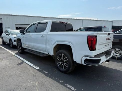 Used 2025 GMC Sierra 1500 AT4 w/ AT4 Premium Package AWD/4WD image 3