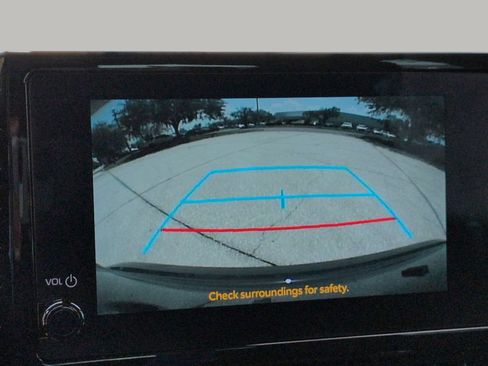 Used 2025 Toyota Corolla SE FWD image 23
