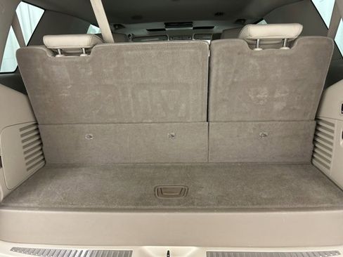 Used 2020 GMC Yukon Denali w/ Denali Premium Package image 31