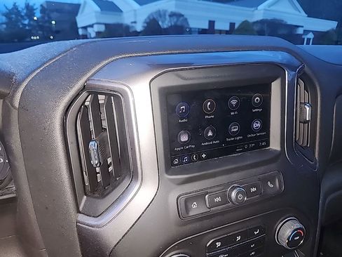 Used 2023 Chevrolet Silverado 1500 Custom Trail Boss w/ LPO, Dark Essentials Package image 11