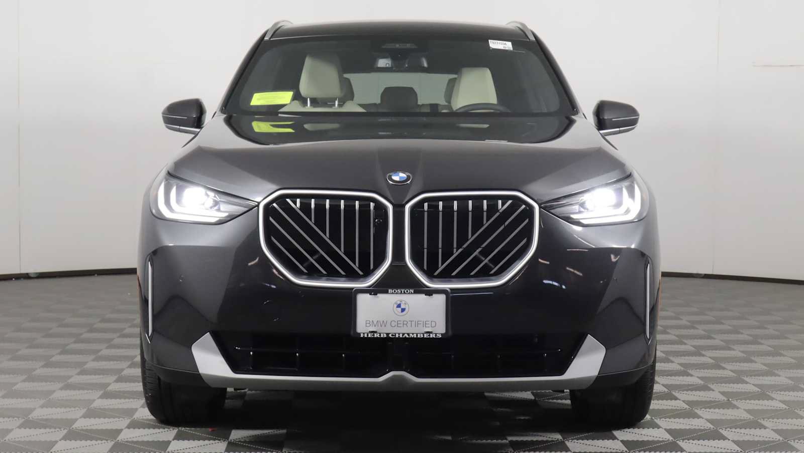 Used 2026 BMW X3 xDrive30i w/ Premium Package AWD/4WD image 2