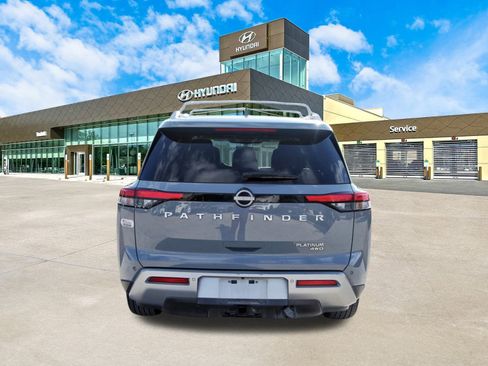 Used 2023 Nissan Pathfinder Platinum w/ Lighting Package (N93) image 7