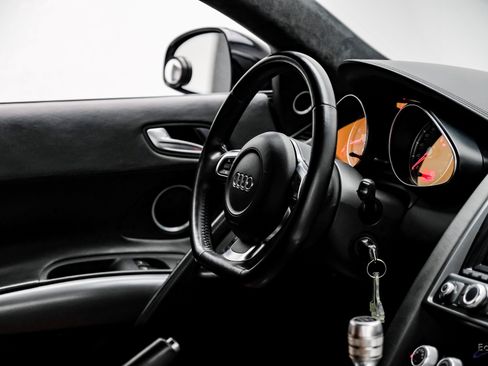 Used 2008 Audi R8 V8 image 47