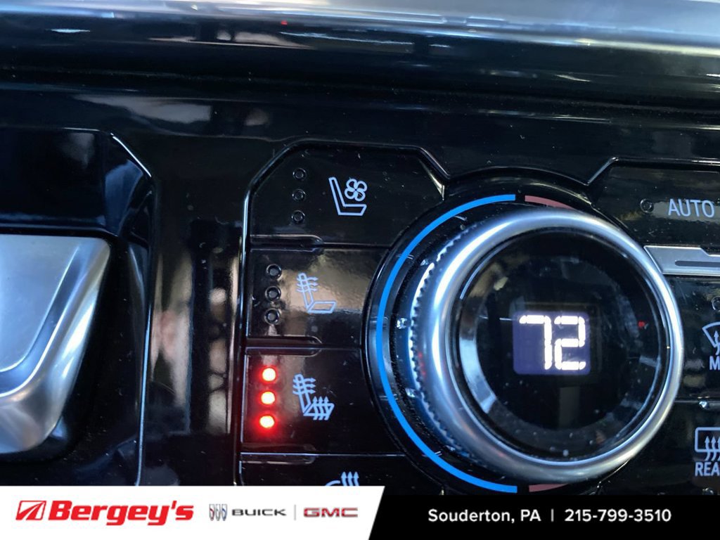 Used 2024 GMC Sierra 1500 Denali Ultimate AWD/4WD image 38
