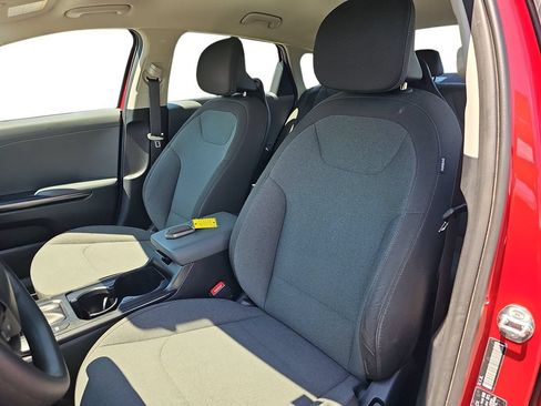 Used 2025 Kia K4 FWD image 15