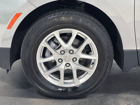 Used 2023 Chevrolet Equinox LS AWD/4WD image 17