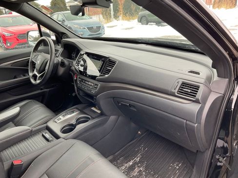Used 2022 Honda Passport TrailSport image 28