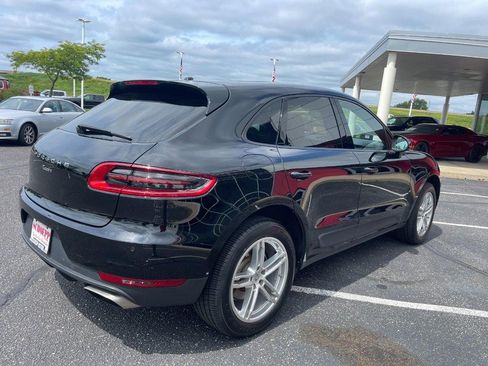 Used 2017 Porsche Macan AWD/4WD image 3