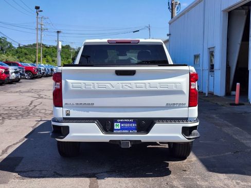 Used 2023 Chevrolet Silverado 1500 Custom AWD/4WD image 4