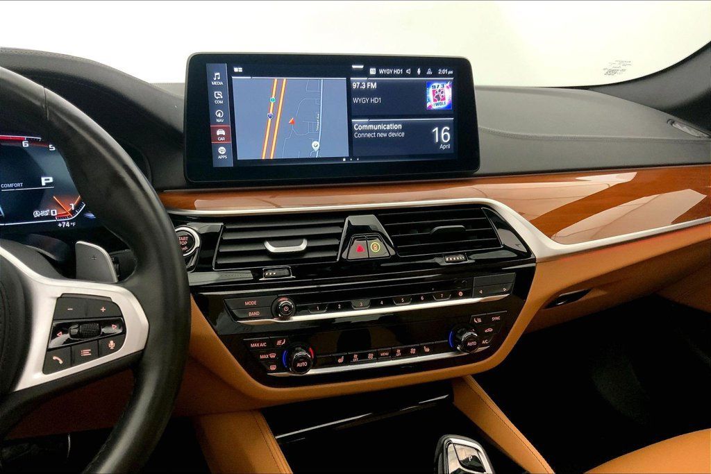 Used 2023 BMW M550i xDrive w/ Executive Package AWD/4WD image 5