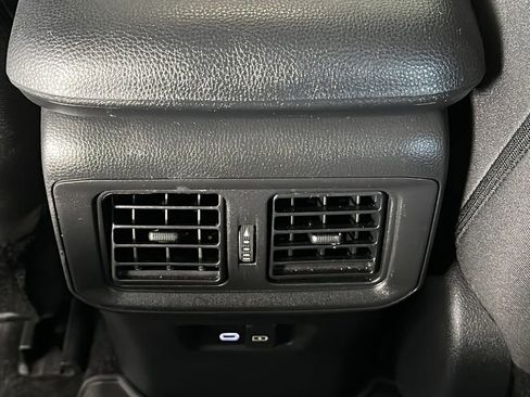 Used 2023 Toyota RAV4 XLE image 23