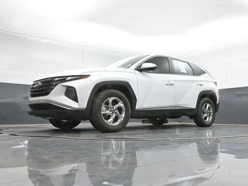 Used 2024 Hyundai Tucson SE image 41