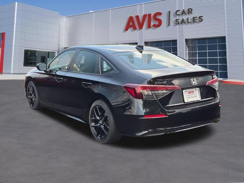 Used 2025 Honda Civic Sport image 9