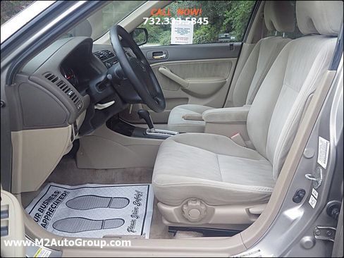 Used 2004 Honda Civic LX image 10