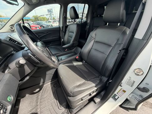 Used 2020 Honda Ridgeline RTL-E image 10
