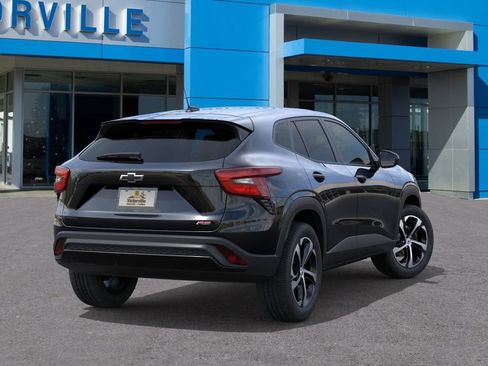 New 2026 Chevrolet Trax RS FWD image 4