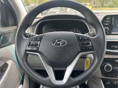 Used 2020 Hyundai Tucson SE w/ Cargo Package image 18